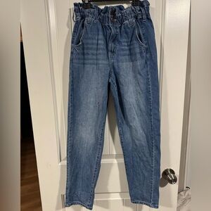 SO High Rise Mom Jeans Size 5 / 27W Elastic Waist NWOT